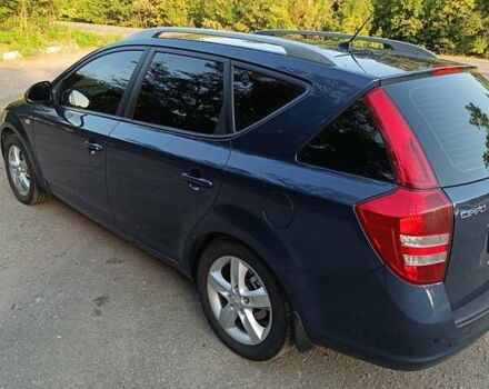 Синій Кіа Сід, об'ємом двигуна 1.6 л та пробігом 69 тис. км за 8000 $, фото 4 на Automoto.ua