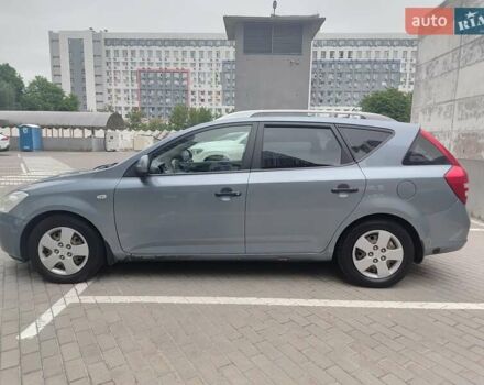 Синій Кіа Сід, об'ємом двигуна 1.59 л та пробігом 152 тис. км за 6900 $, фото 3 на Automoto.ua