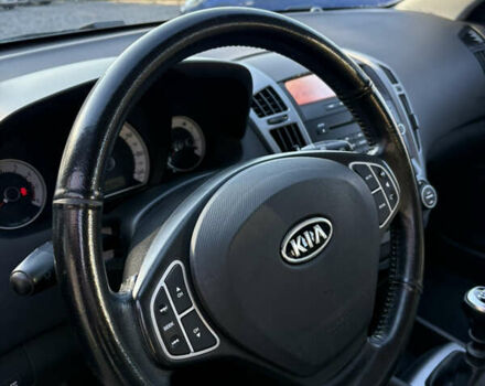 Синий Киа Сид, объемом двигателя 1.4 л и пробегом 192 тыс. км за 5900 $, фото 21 на Automoto.ua