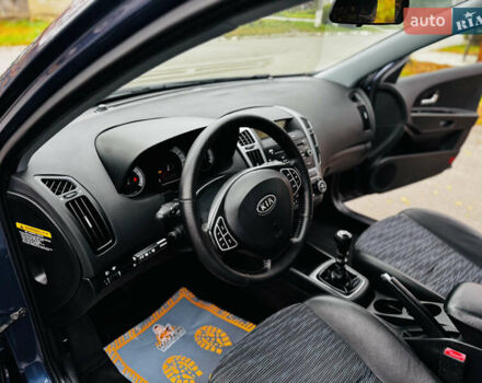 Синій Кіа Сід, об'ємом двигуна 1.6 л та пробігом 270 тис. км за 5250 $, фото 32 на Automoto.ua