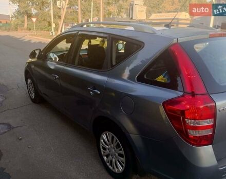 Киа Сид 2008 в Киеве на Automoto.ua Синий Киа Сид, объемом двигателя 1.4 л и пробегом 220 тыс. км за 5550 $, фото 8 на Automoto.ua