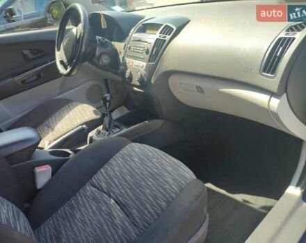 Синий Киа Сид, объемом двигателя 1.4 л и пробегом 207 тыс. км за 5700 $, фото 10 на Automoto.ua