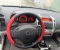 Синій Кіа Сід, об'ємом двигуна 2 л та пробігом 193 тис. км за 6498 $, фото 5 на Automoto.ua