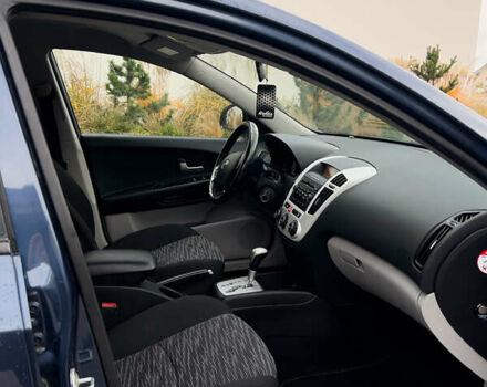Синий Киа Сид, объемом двигателя 0 л и пробегом 251 тыс. км за 6300 $, фото 10 на Automoto.ua
