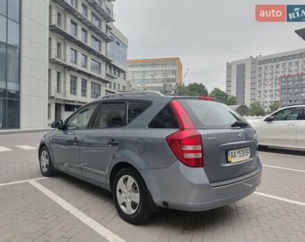 Синій Кіа Сід, об'ємом двигуна 1.59 л та пробігом 152 тис. км за 6900 $, фото 5 на Automoto.ua