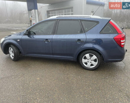 Синий Киа Сид, объемом двигателя 1.4 л и пробегом 200 тыс. км за 6200 $, фото 5 на Automoto.ua