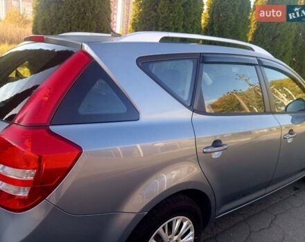 Киа Сид 2008 в Киеве на Automoto.ua Синий Киа Сид, объемом двигателя 1.4 л и пробегом 220 тыс. км за 5550 $, фото 9 на Automoto.ua