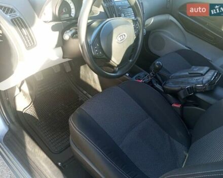 Киа Сид 2008 в Киеве на Automoto.ua Синий Киа Сид, объемом двигателя 1.4 л и пробегом 220 тыс. км за 5550 $, фото 6 на Automoto.ua