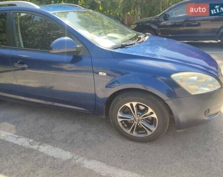 Синий Киа Сид, объемом двигателя 1.4 л и пробегом 207 тыс. км за 5700 $, фото 6 на Automoto.ua