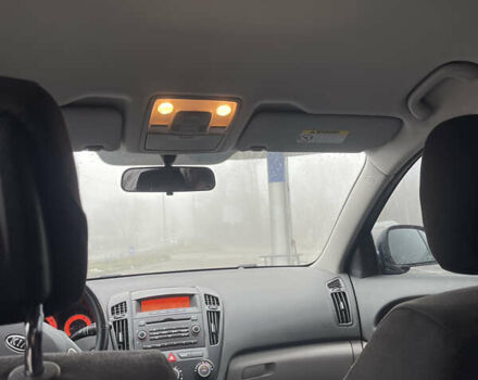 Синий Киа Сид, объемом двигателя 1.4 л и пробегом 200 тыс. км за 6200 $, фото 14 на Automoto.ua