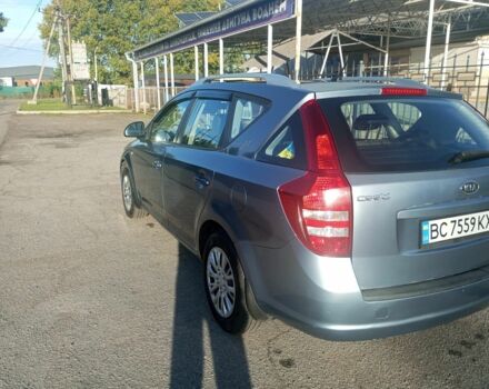 Киа Сид 2008 в Киеве на Automoto.ua Синий Киа Сид, объемом двигателя 1.4 л и пробегом 220 тыс. км за 5550 $, фото 8 на Automoto.ua