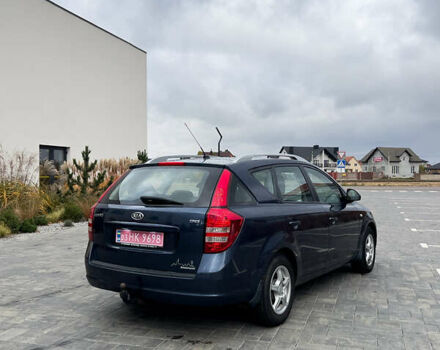 Синий Киа Сид, объемом двигателя 0 л и пробегом 251 тыс. км за 6300 $, фото 4 на Automoto.ua