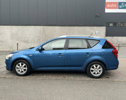 Синий Киа Сид, объемом двигателя 1.58 л и пробегом 278 тыс. км за 5600 $, фото 4 на Automoto.ua