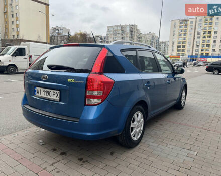 Синий Киа Сид, объемом двигателя 1.58 л и пробегом 278 тыс. км за 5600 $, фото 2 на Automoto.ua