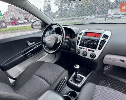 Синий Киа Сид, объемом двигателя 1.6 л и пробегом 176 тыс. км за 4999 $, фото 20 на Automoto.ua
