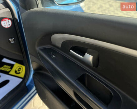 Синий Киа Сид, объемом двигателя 1.58 л и пробегом 325 тыс. км за 5600 $, фото 9 на Automoto.ua