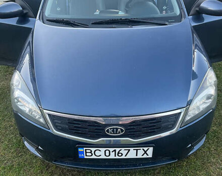 Синій Кіа Сід, об'ємом двигуна 1.58 л та пробігом 162 тис. км за 6400 $, фото 2 на Automoto.ua