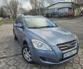 Синий Киа Сид, объемом двигателя 1.4 л и пробегом 232 тыс. км за 5000 $, фото 1 на Automoto.ua
