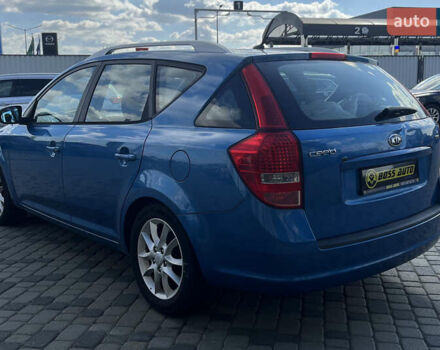 Синий Киа Сид, объемом двигателя 1.58 л и пробегом 325 тыс. км за 5600 $, фото 4 на Automoto.ua