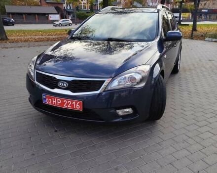 Синій Кіа Сід, об'ємом двигуна 1.4 л та пробігом 217 тис. км за 6000 $, фото 3 на Automoto.ua