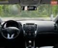 Синій Кіа Сід, об'ємом двигуна 1.4 л та пробігом 245 тис. км за 4100 $, фото 9 на Automoto.ua