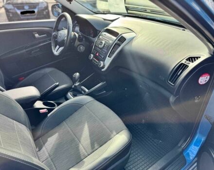 Синий Киа Сид, объемом двигателя 1.6 л и пробегом 221 тыс. км за 7500 $, фото 15 на Automoto.ua
