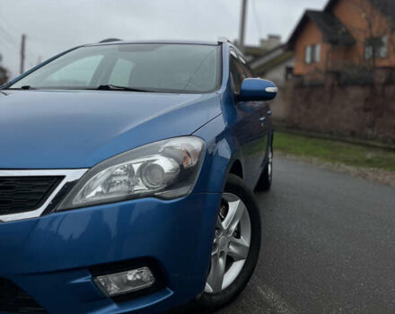 Синий Киа Сид, объемом двигателя 1.6 л и пробегом 259 тыс. км за 7400 $, фото 3 на Automoto.ua