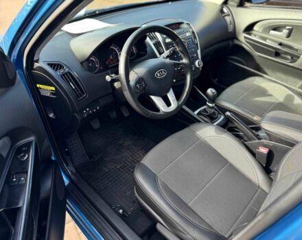 Синий Киа Сид, объемом двигателя 1.6 л и пробегом 221 тыс. км за 7500 $, фото 12 на Automoto.ua