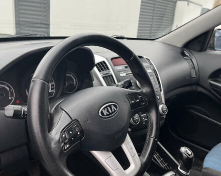 Синий Киа Сид, объемом двигателя 1.6 л и пробегом 259 тыс. км за 7400 $, фото 31 на Automoto.ua