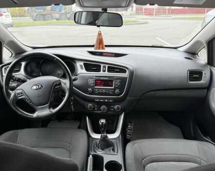 Синий Киа Сид, объемом двигателя 1.4 л и пробегом 227 тыс. км за 7650 $, фото 20 на Automoto.ua