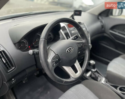 Синий Киа Сид, объемом двигателя 1.4 л и пробегом 210 тыс. км за 5250 $, фото 16 на Automoto.ua