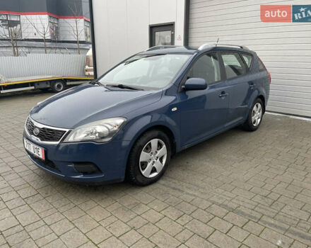 Синий Киа Сид, объемом двигателя 1.4 л и пробегом 210 тыс. км за 5250 $, фото 7 на Automoto.ua