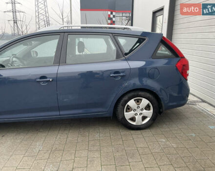 Синий Киа Сид, объемом двигателя 1.4 л и пробегом 210 тыс. км за 5250 $, фото 8 на Automoto.ua