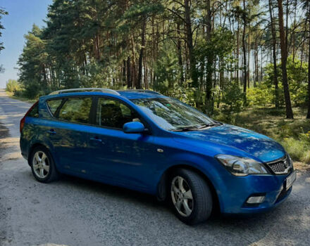 Синий Киа Сид, объемом двигателя 1.58 л и пробегом 220 тыс. км за 7100 $, фото 1 на Automoto.ua