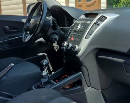 Синий Киа Сид, объемом двигателя 1.6 л и пробегом 288 тыс. км за 6250 $, фото 8 на Automoto.ua