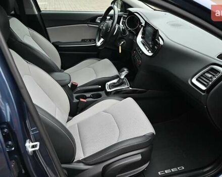 Синій Кіа Сід, об'ємом двигуна 1.59 л та пробігом 96 тис. км за 16738 $, фото 5 на Automoto.ua