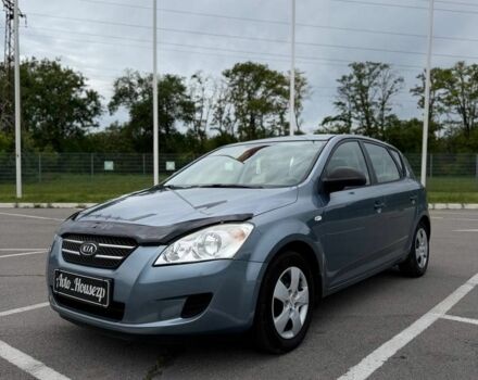 Синий Киа Сид, объемом двигателя 0 л и пробегом 226 тыс. км за 5300 $, фото 1 на Automoto.ua