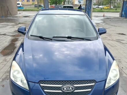 Синий Киа Сид, объемом двигателя 1.4 л и пробегом 179 тыс. км за 4200 $, фото 1 на Automoto.ua