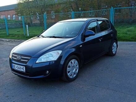 Синий Киа Сид, объемом двигателя 2 л и пробегом 217 тыс. км за 4600 $, фото 1 на Automoto.ua