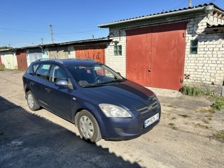 Синий Киа Сид, объемом двигателя 0 л и пробегом 250 тыс. км за 4000 $, фото 1 на Automoto.ua