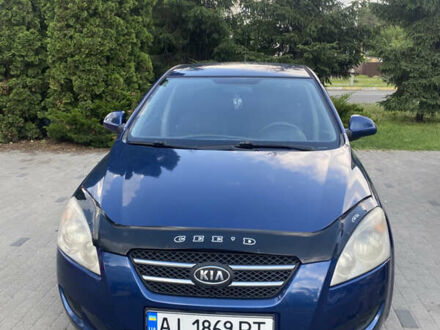Синий Киа Сид, объемом двигателя 1.4 л и пробегом 301 тыс. км за 5000 $, фото 1 на Automoto.ua