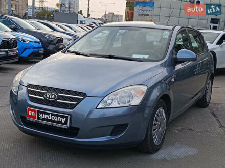 Киа Сид 2007 в Харькове на Automoto.ua Синий Киа Сид, объемом двигателя 1.6 л и пробегом 234 тыс. км за 6290 $, фото 1 на Automoto.ua