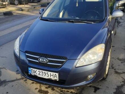 Синій Кіа Сід, об'ємом двигуна 1.59 л та пробігом 316 тис. км за 4900 $, фото 1 на Automoto.ua