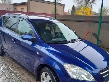 Синий Киа Сид, объемом двигателя 1.59 л и пробегом 215 тыс. км за 5300 $, фото 1 на Automoto.ua