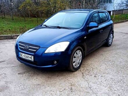 Синій Кіа Сід, об'ємом двигуна 2 л та пробігом 217 тис. км за 5499 $, фото 1 на Automoto.ua