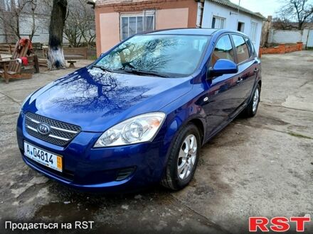Синий Киа Сид, объемом двигателя 14 л и пробегом 171 тыс. км за 5900 $, фото 1 на Automoto.ua