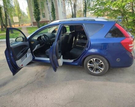 Синій Кіа Сід, об'ємом двигуна 1.4 л та пробігом 206 тис. км за 5500 $, фото 1 на Automoto.ua