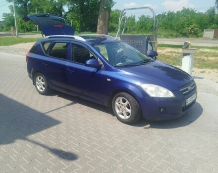 Синий Киа Сид, объемом двигателя 1.6 л и пробегом 232 тыс. км за 5200 $, фото 1 на Automoto.ua