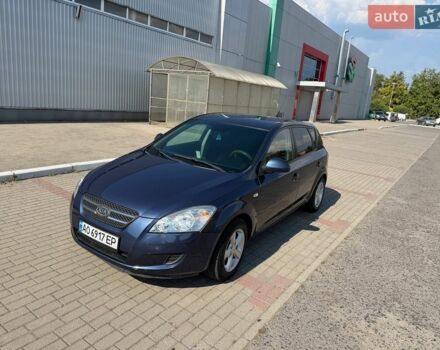 Синий Киа Сид, объемом двигателя 1.4 л и пробегом 220 тыс. км за 4500 $, фото 1 на Automoto.ua