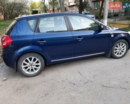 Синий Киа Сид, объемом двигателя 1.4 л и пробегом 200 тыс. км за 7500 $, фото 1 на Automoto.ua